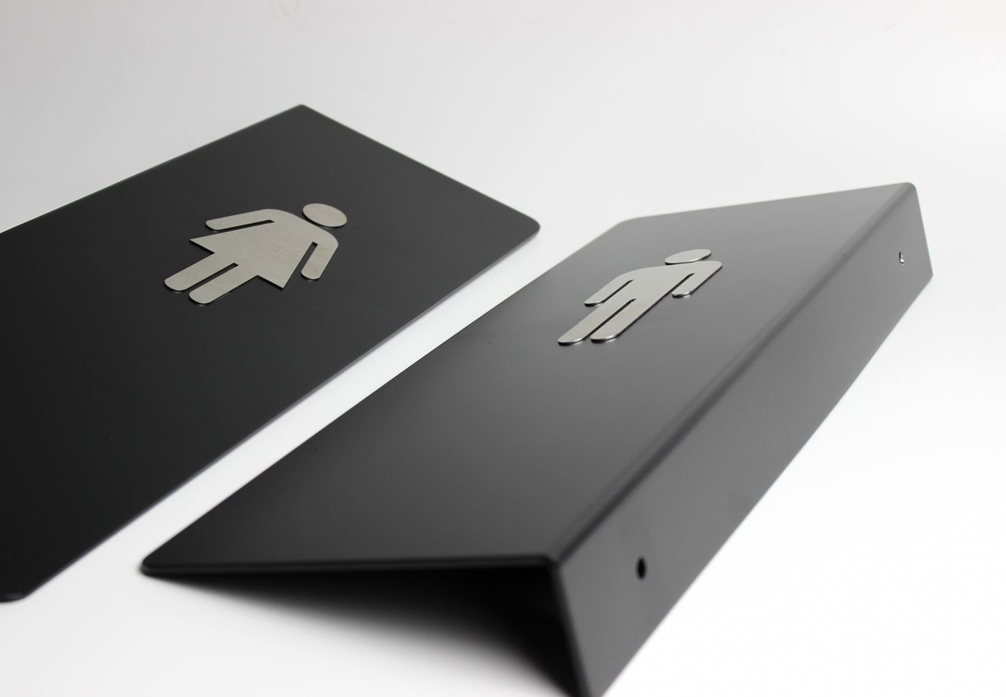 Men's and Women's Restroom Sign | Wall-Mounted Sign for Cafes and Restaurants