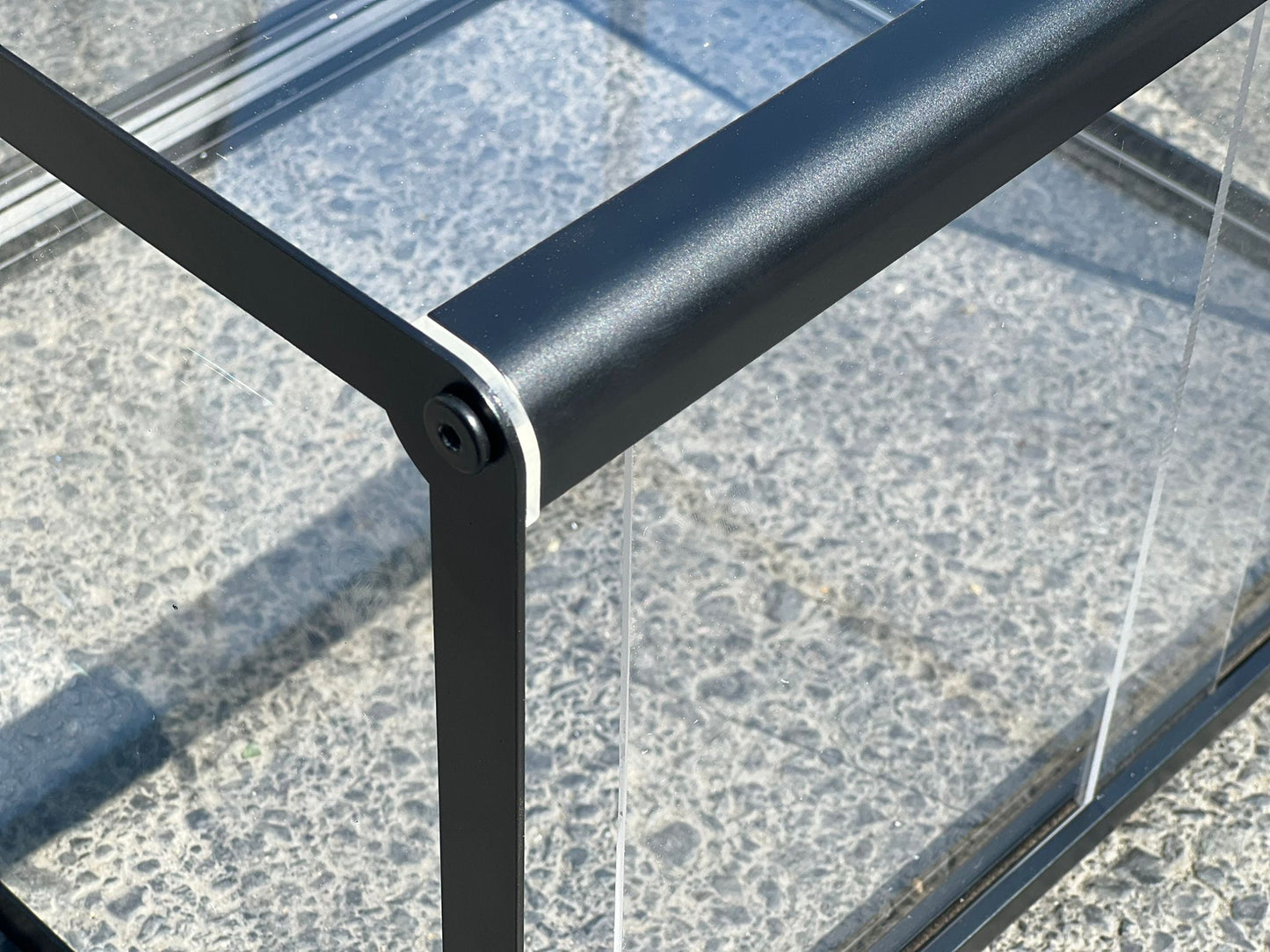 Display and Presentation Showcase | Glass Product Display Cabinet for Cafes, Patisseries and Restaurants