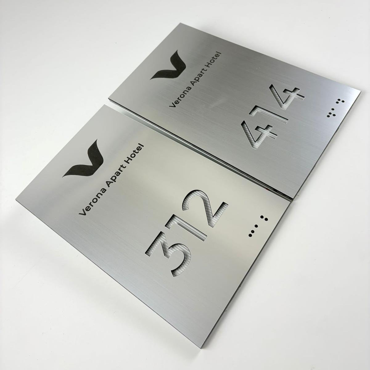 Chrome-Colored Stainless Steel Illuminated Room Number – For Hotels and Apartments