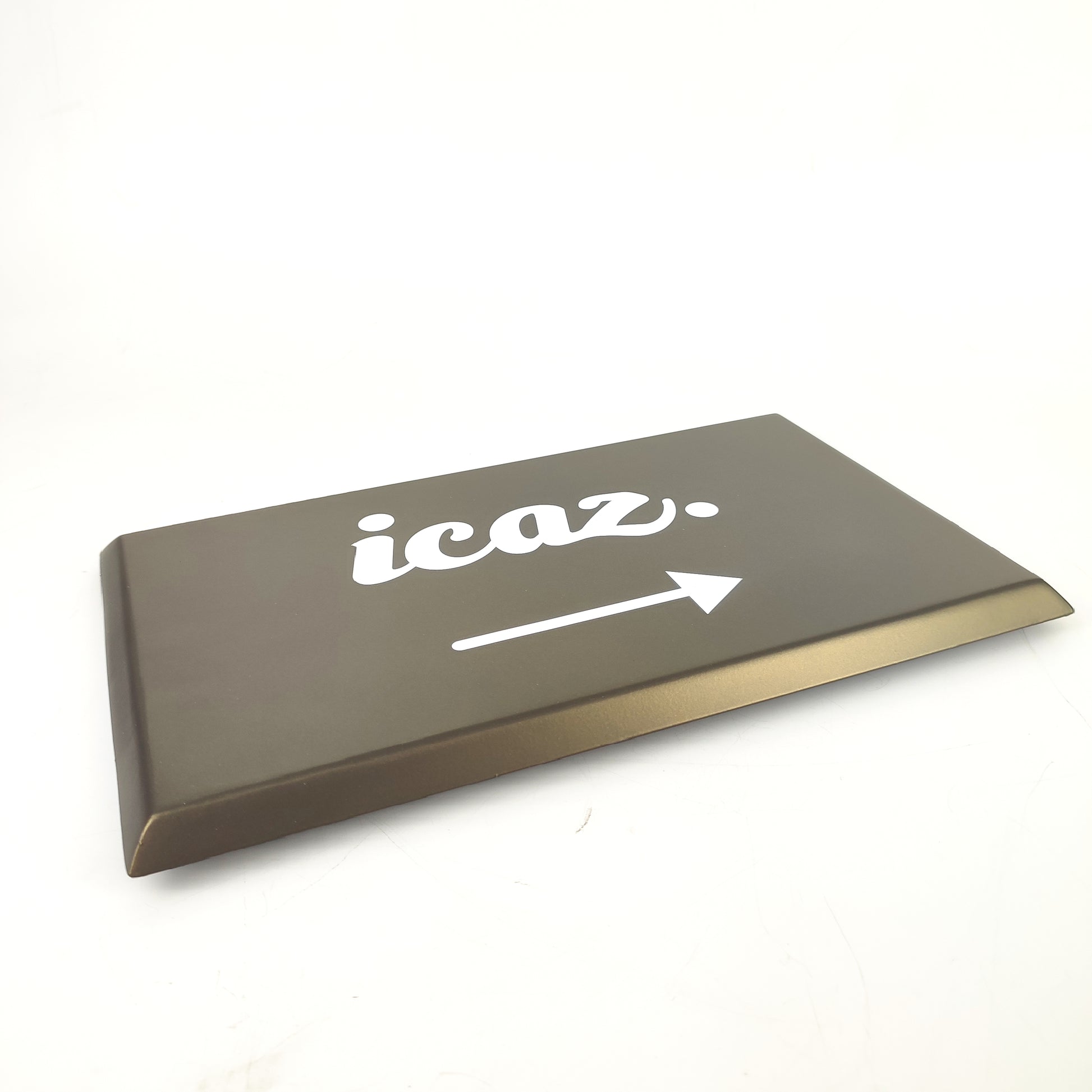 Etkinlik alanlarında kullanılan ayaklı yönlendirme levhası