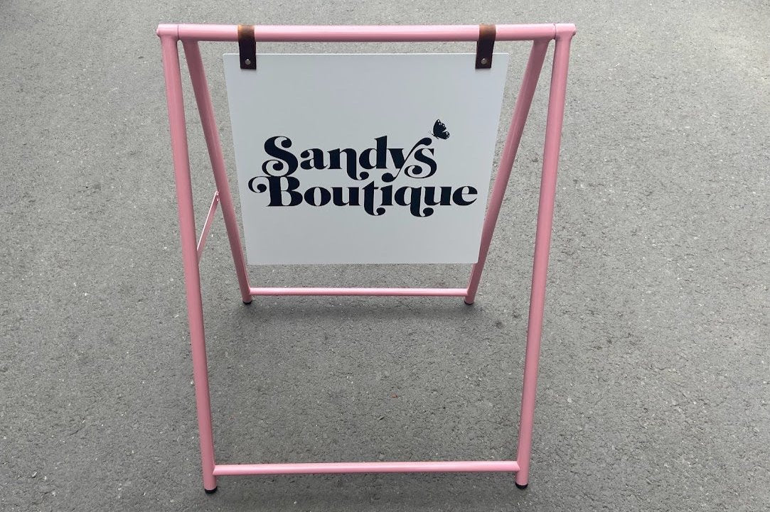 Üstten görünümde katlanabilir mekanizma detayları.