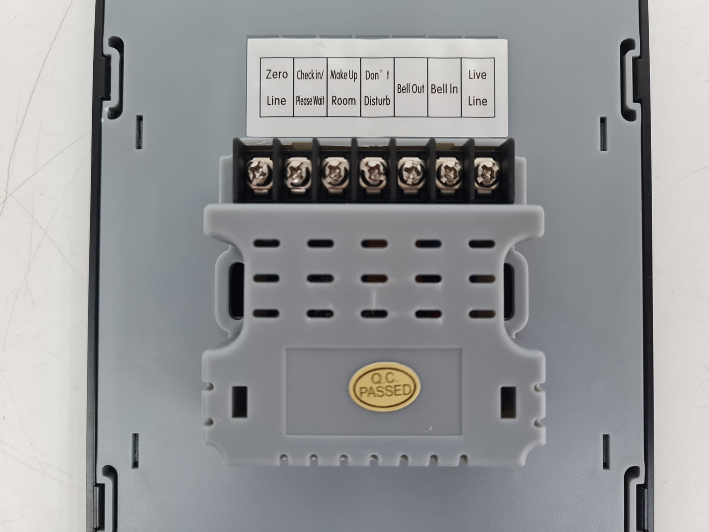 LED panel arka yüzey – montaj ve elektrik kablo bağlantı noktaları