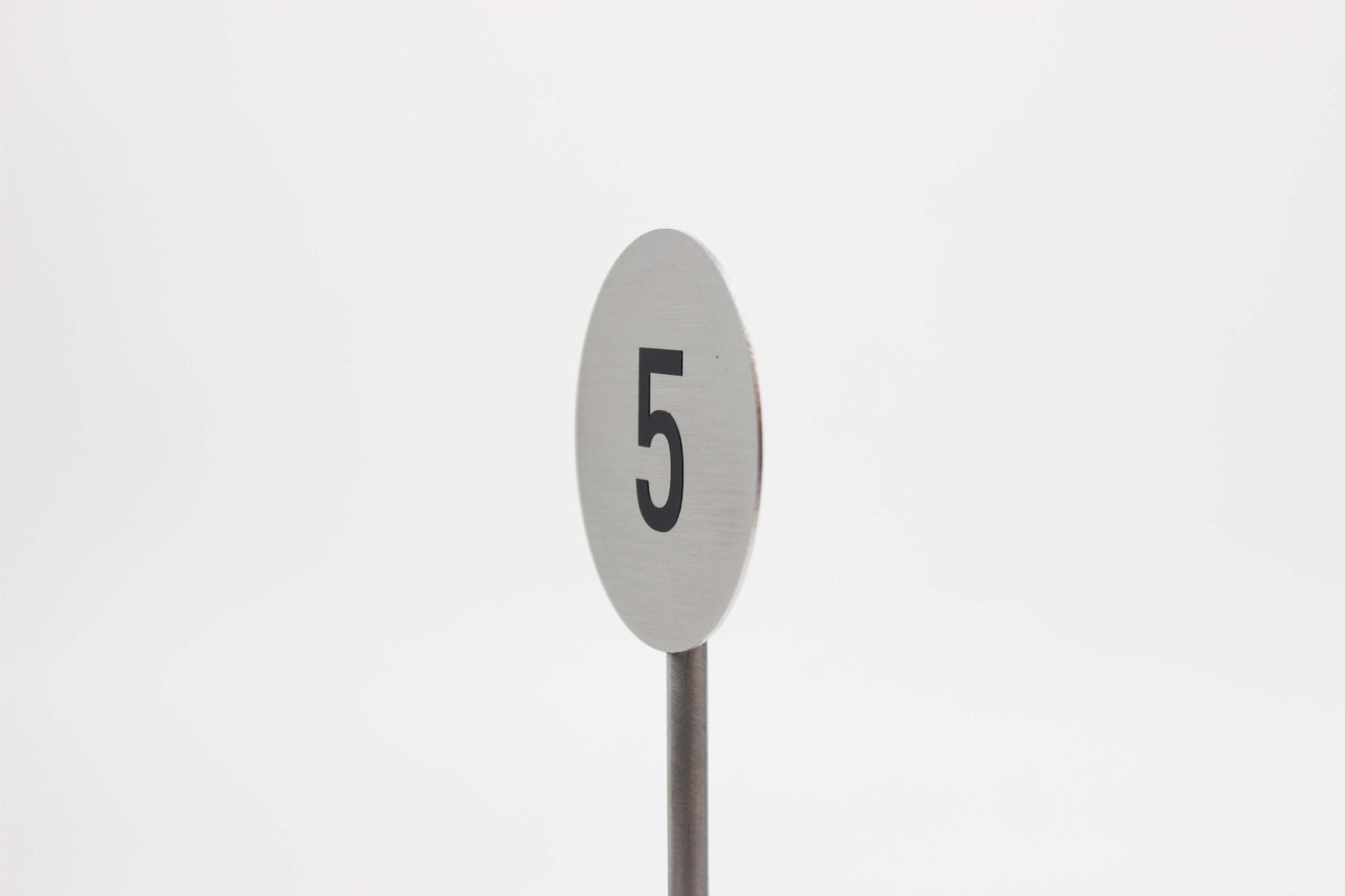 Uzun ömürlü kullanıma uygun dayanıklı paslanmaz çelik numaratör.