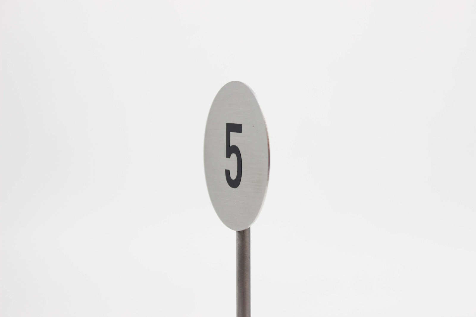 Uzun ömürlü kullanıma uygun dayanıklı paslanmaz çelik numaratör.