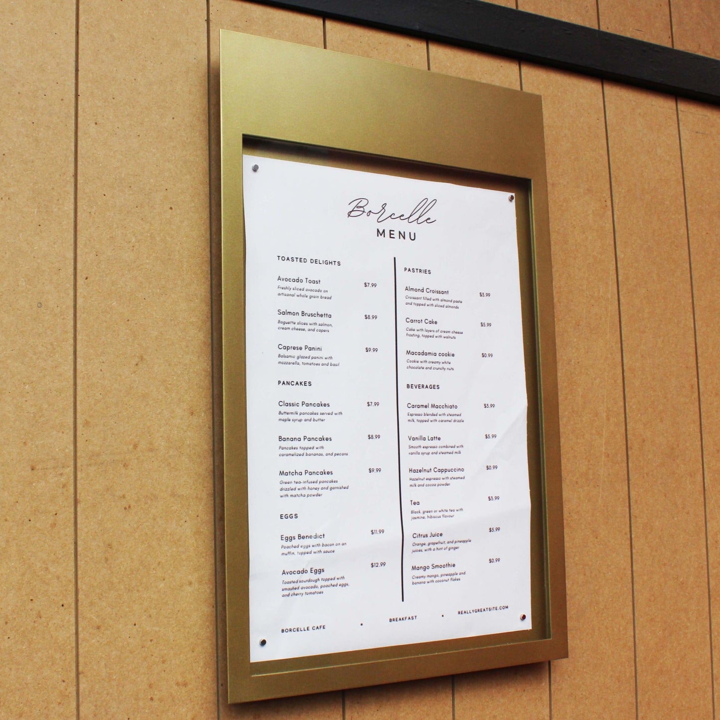 Ürünün içinde gelen vida, mıknatıs ve montaj parçaları ile monte edilmiş hali