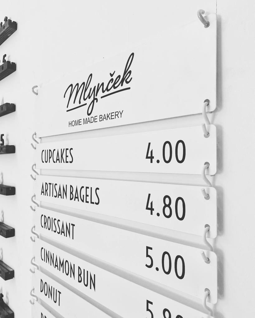 Logo ve menü içeriği özel baskı ile üretilmiştir.