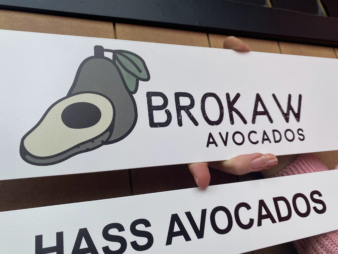 Logo ve menü içeriği özel baskı ile üretilmiştir.