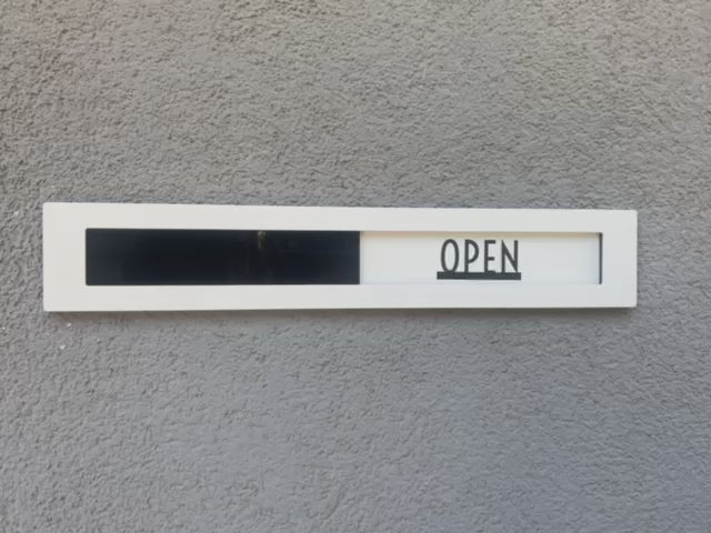 Mağaza giriş kapıları için sürgülü açık kapalı yazı levhası.