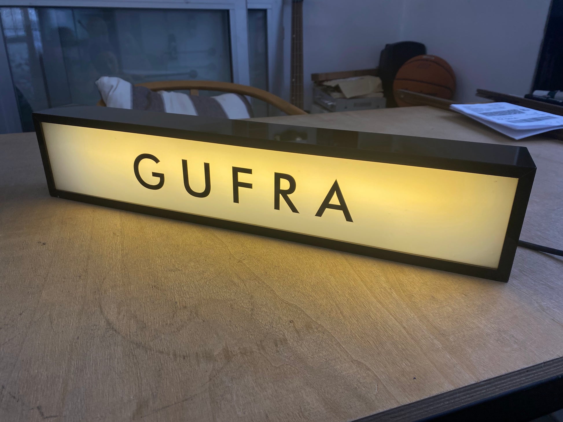 Restoran ve kafe dış cepheleri için LED levha tasarımı