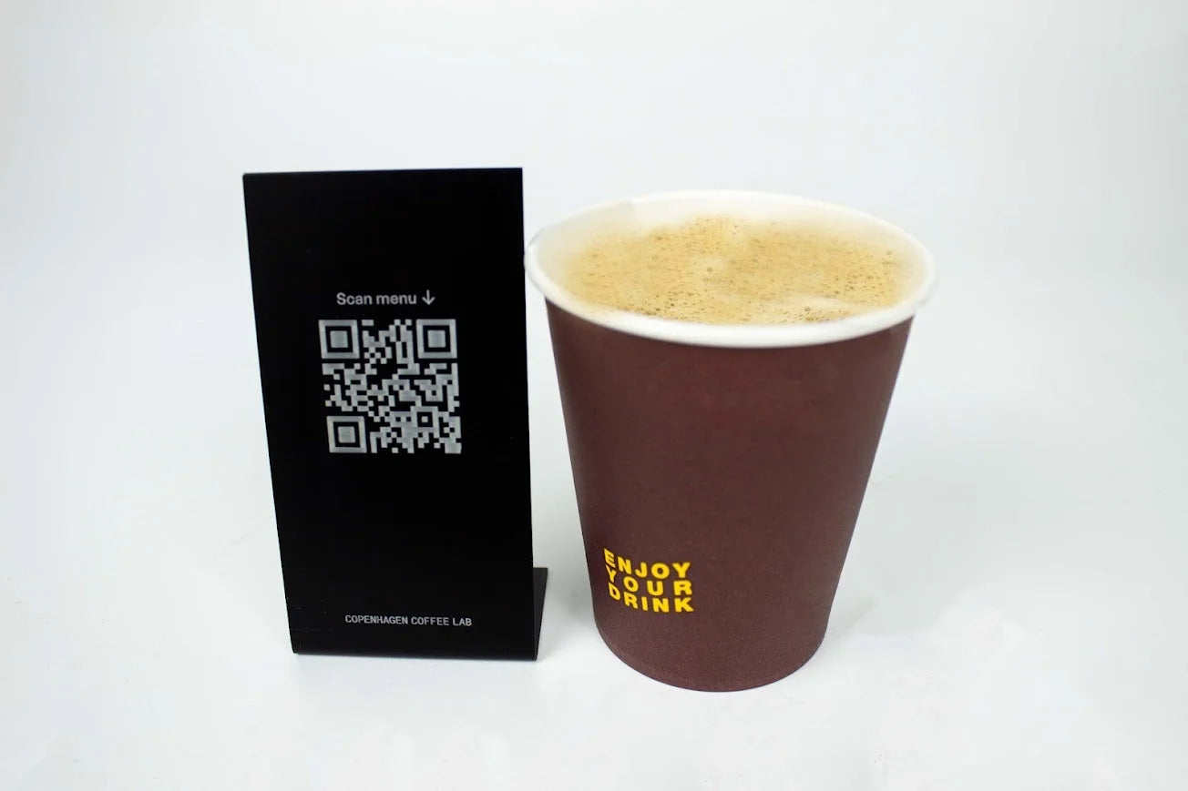 Restoranlar icin QR kodlu masaustu metal stand.