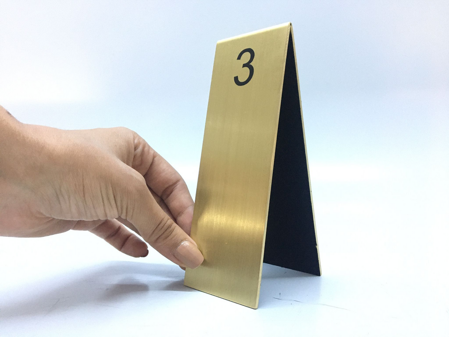 Restoranlar için parlak yüzeyli metal masa numarası