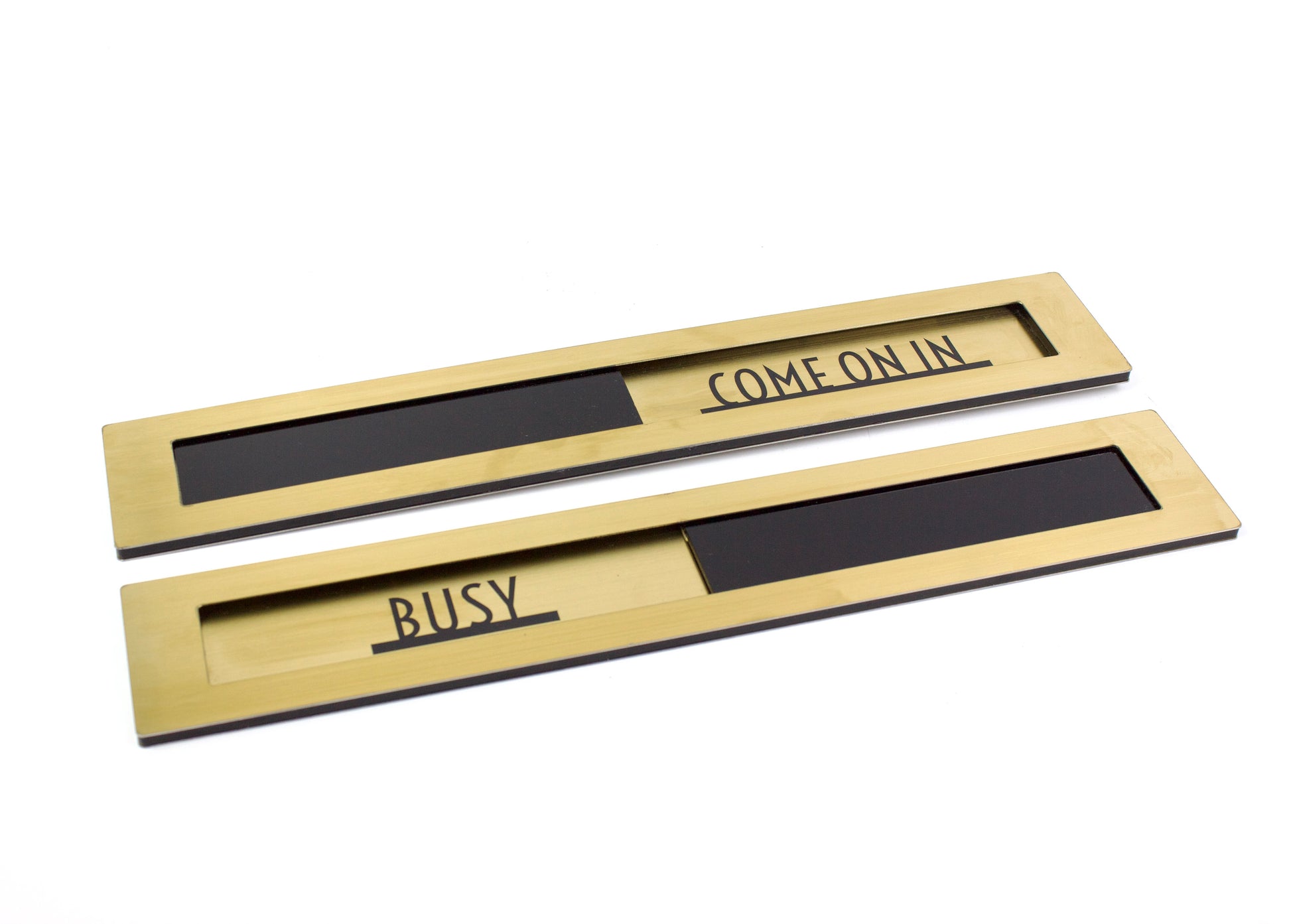 Sürgülü sistemli metal açık kapalı yazı tabelası kapı üzeri kullanım için.